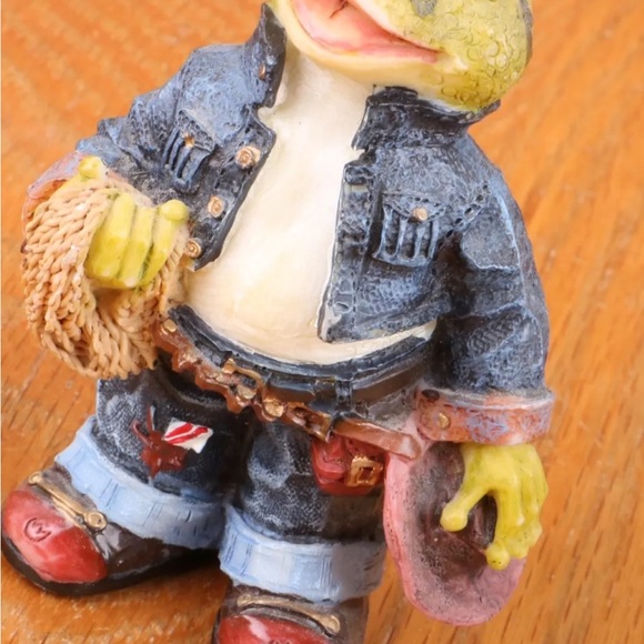 FROG Anthropomorphic Figurine Rodeo Rope Red Cowboy Hat Boot Knick Knack - Picture 2 of 6